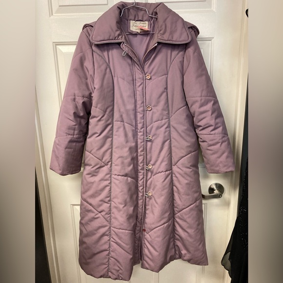 Vintage Ms. Freddi International Coat Mauve Size 14 With Ceramic Flower Button - Picture 6 of 9